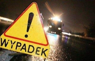 Przed godz. 20 na rondzie Jagiellonów w Bydgoszczy doszło do poważnego wypadku.