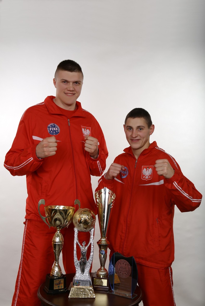 Aleksander Stawirej z powiatu sieradzkiego, wicemistrzem świata seniorów w kickboxingu