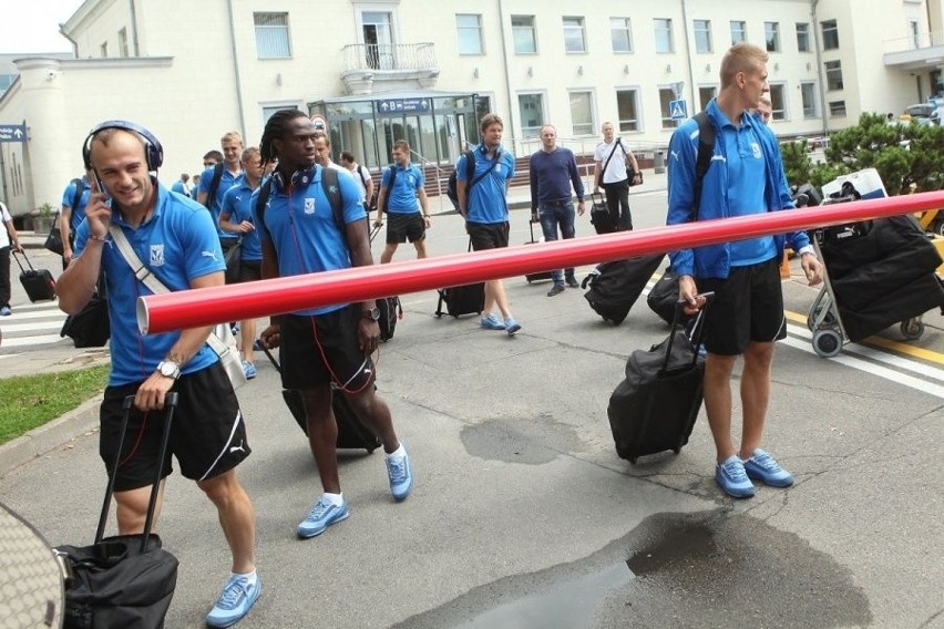 Piłkarze Lecha Poznań wylądowali w Wilnie.