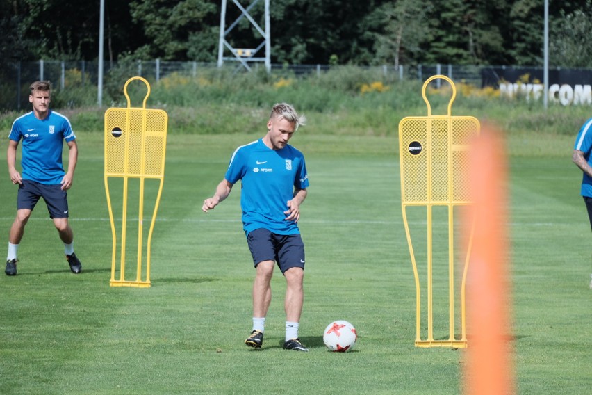 Trening piłkarzy Lecha Poznań przed meczem z Arką Gdynia