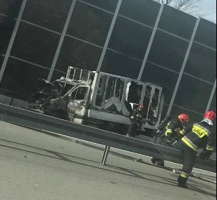 Bytom: pożar samochodu na autostradzie A1. Ruch w kierunku Łodzi był utrudniony