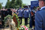 Pogrzeb policjanta z Bodzentyna zmarłego na służbie. Zdjęcia