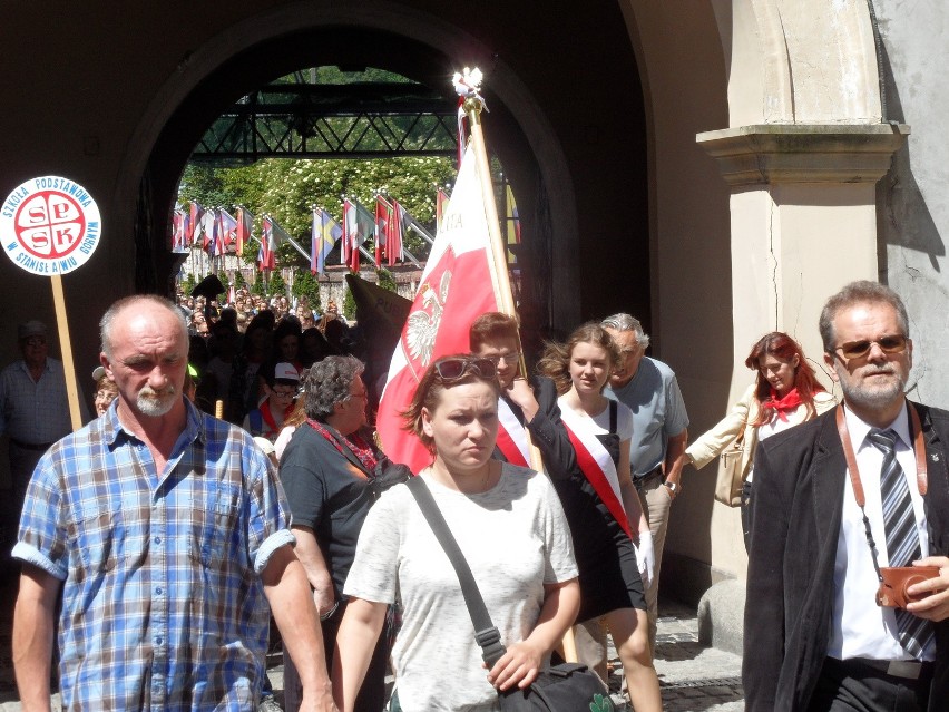 Pielgrzymka szkół katolickich na Jasną Górę [ZDJĘCIA]