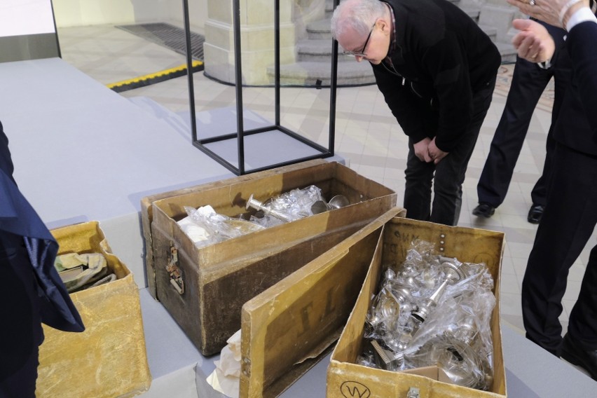 Przedwojenne srebra trafiły do Muzeum Narodowego w Poznaniu