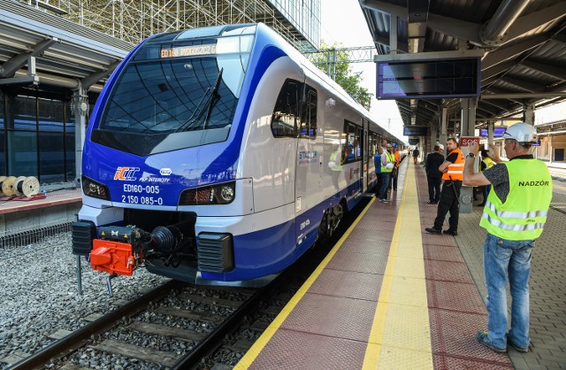 Pociągi InterCity z nowymi imionami zaczną kursować od grudnia