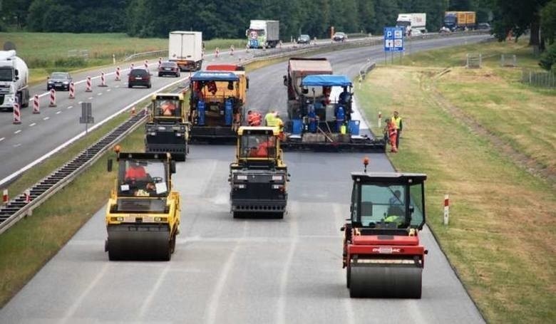 Dwie firmy zainteresowane są tegorocznym remontem autostrady...