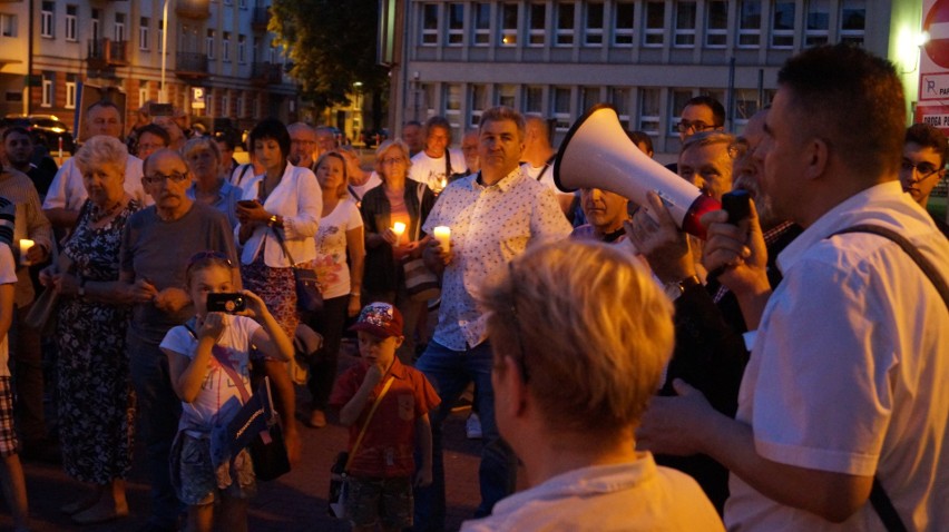 Częstochowianie protestowali dziś pod sądem