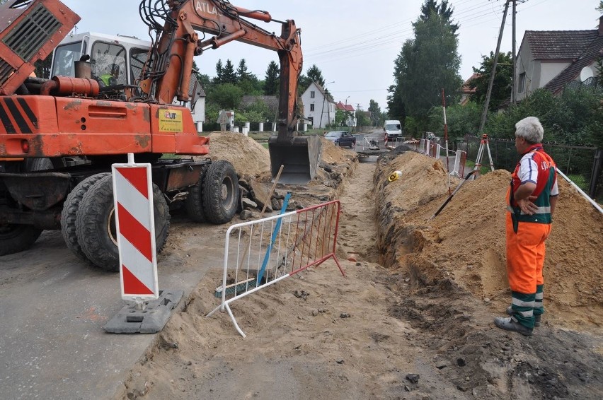 Budowa drogi w Turowie.