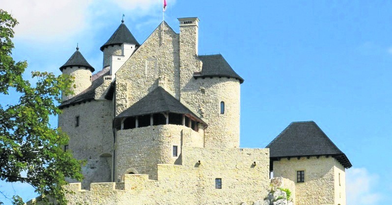 Zamek w Bobolicach jest jedną z atrakcji Szlaku Orlich...