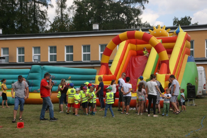 Piknik w Komorowie. 13.08.2021. Piknik rodzinny został zorganizowany z okazji Święta Wojska Polskiego. Zdjęcia