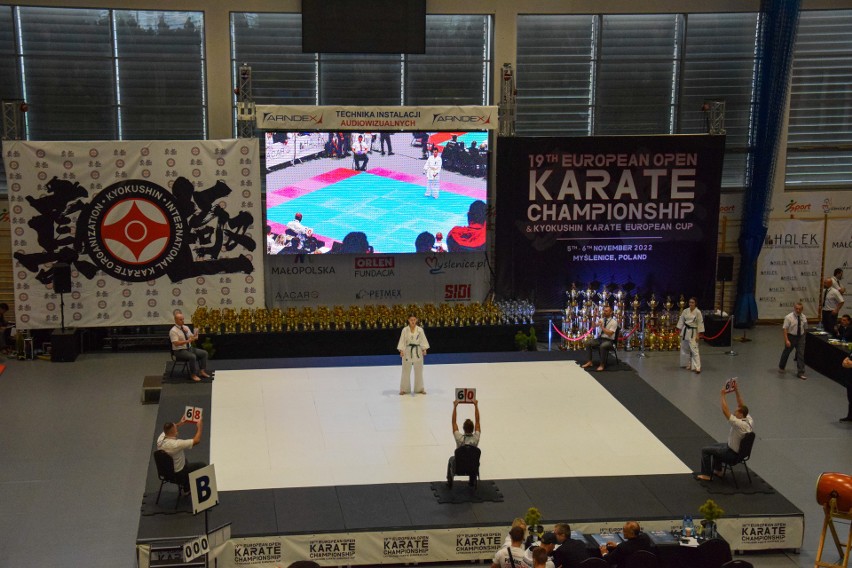 Myślenice. Świetna frekwencja i grad medali Polaków w Pucharze Europy w karate kyokushin. Zobaczcie zdjęcia