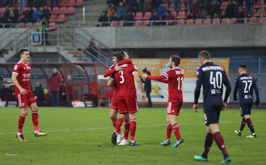 Piast Gliwice - Pogoń Szczecin 3:0.