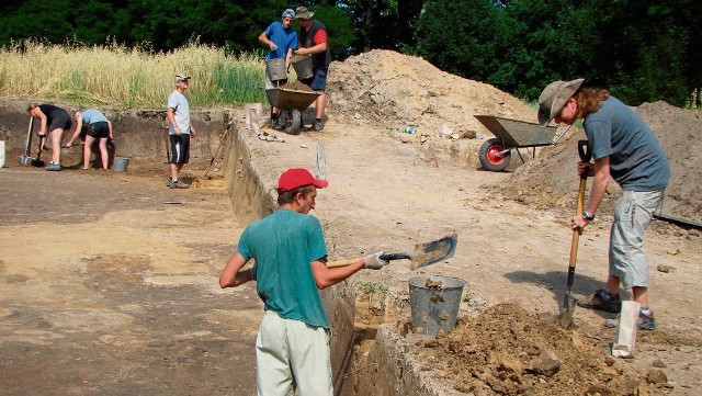 Studenci archeologii wkrótce zakończą praktyki w Witowie. Wrócą tu pewnie za rok.