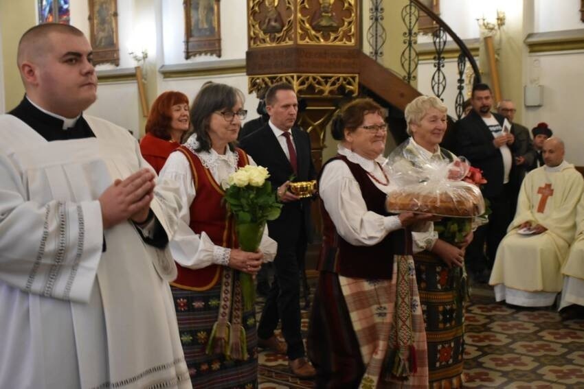 Diecezja ełcka ma nowego biskupa pomocniczego. Święcenia biskupie ks. Dariusza Zalewskiego w katedrze