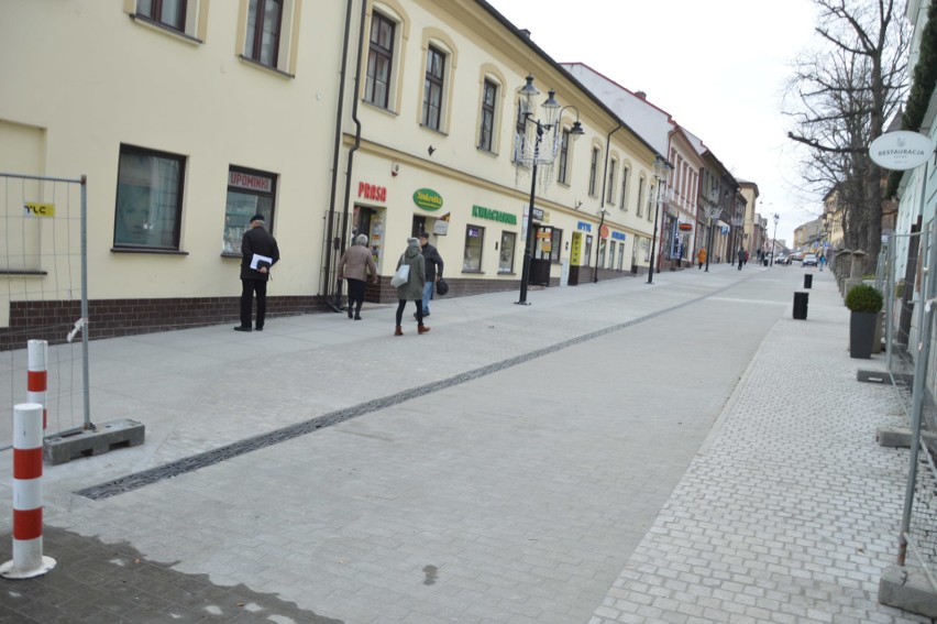 Bochnia. Plac Św. Kingi po przebudowie, roboty zostały już zakończone [ZDJĘCIA]