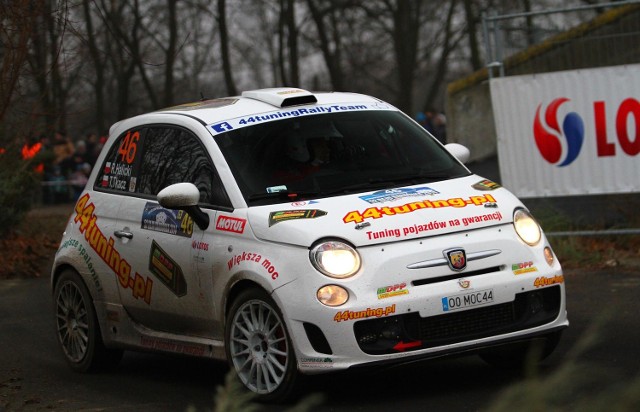 Robert Halicki swoim fiatem abarth 500 zarówno w rajdzie, jak i na Karowej pokonał wiele mocniejszych aut czteronapędowych.