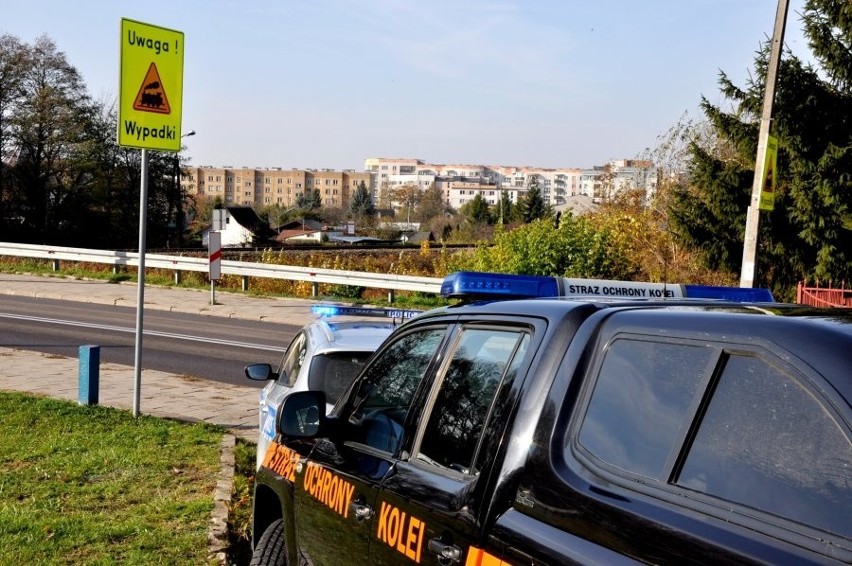 Bezpieczny Przejazd. Podlascy policjanci sprawdzali jak...