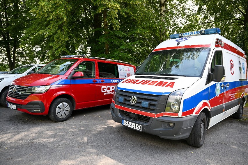 Ambulans dla Grupy Bieszczadzkiej GOPR przekazany na...