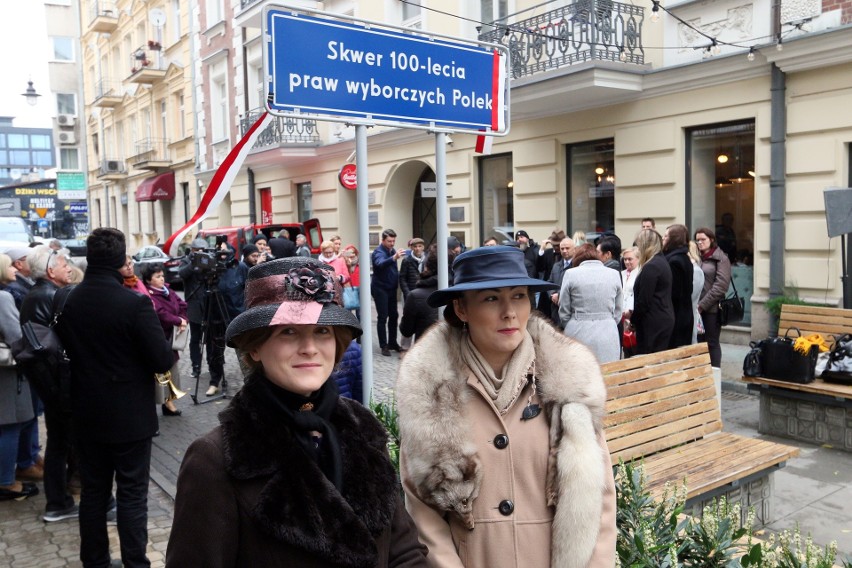 Skwer 100-lecia Praw Wyborczych Polek. Imię nadano w okrągłą rocznicę wyborów (ZDJĘCIA)