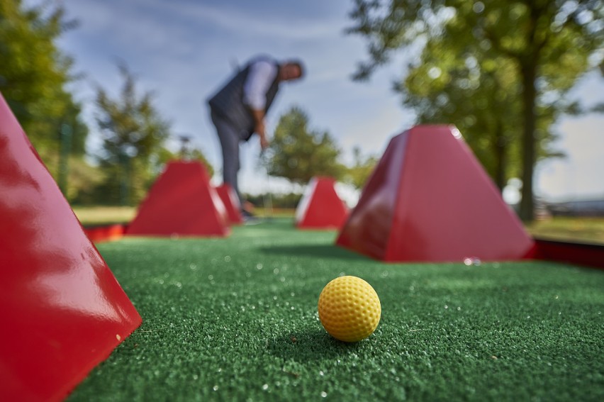 Mini golf, bule, bieżnia - nowe atrakcje dla antuzjastów sportu w Porcie Łódź