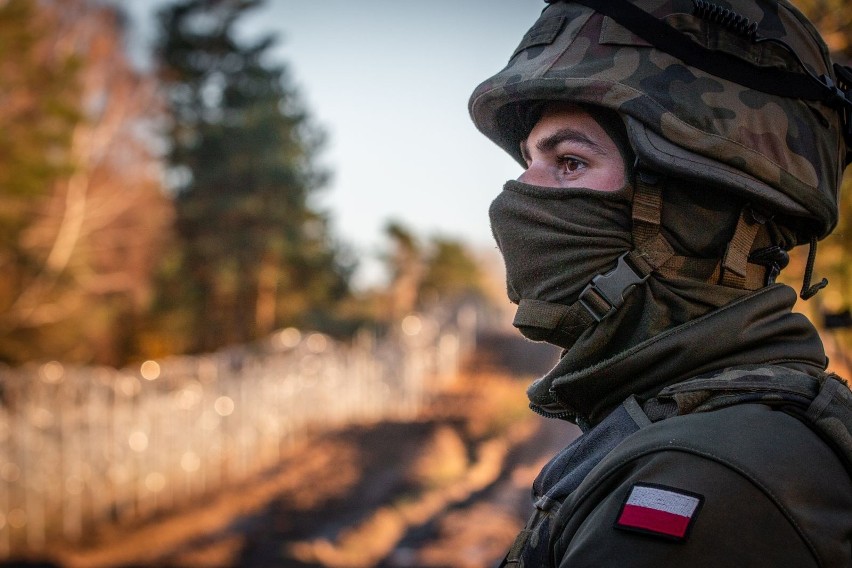 Ponad 3000 żołnierzy "Dwunastki" strzeże granicy z...