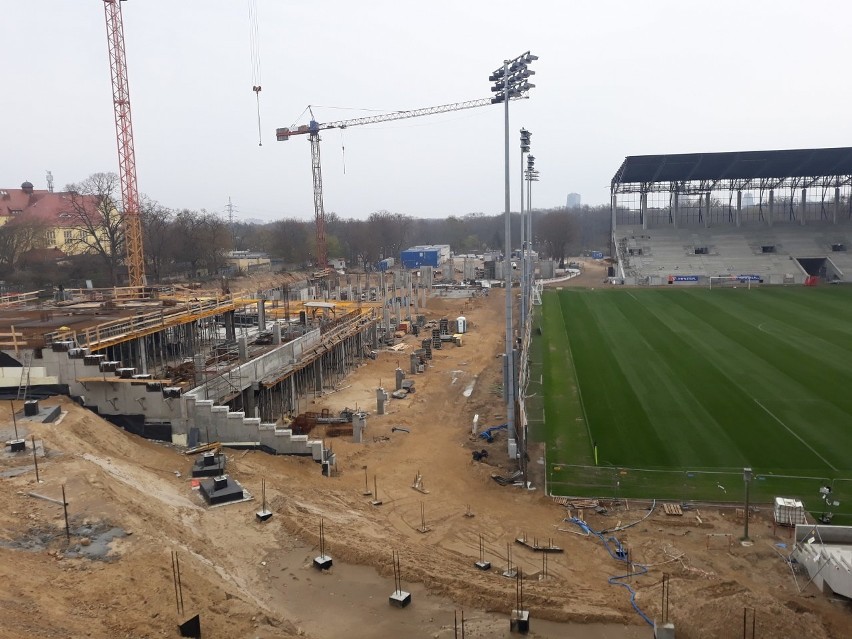 Stadion Pogoni Szczecin - stan 18 kwietnia 2021.