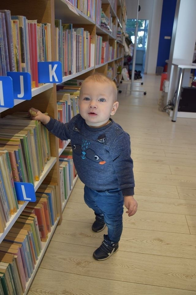 Radziejowska biblioteka - w każdą środę zaprasza mamy z pociechami. A nawet tatusiów i dziadków!