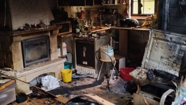 Oto, co pozostało z domu jednorodzinnego w Lipnikach po tym, jak doszło w nim do pożaru