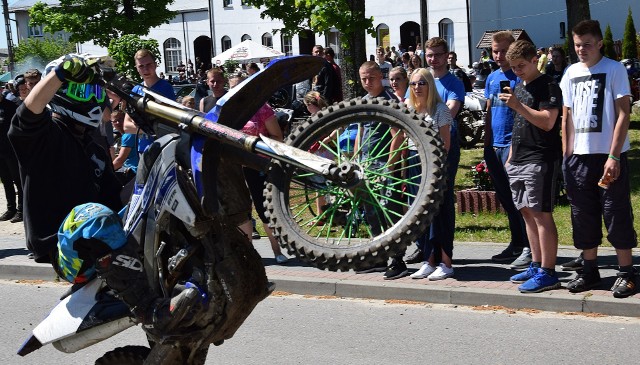 Czy Zdzisław Myszka, sołtys Brzeźna Szlacheckiego robił wszystko, aby nie udał się tegoroczny zlot motocyklowy w pobliskim Janowie? Padły takie publicznie zarzuty.