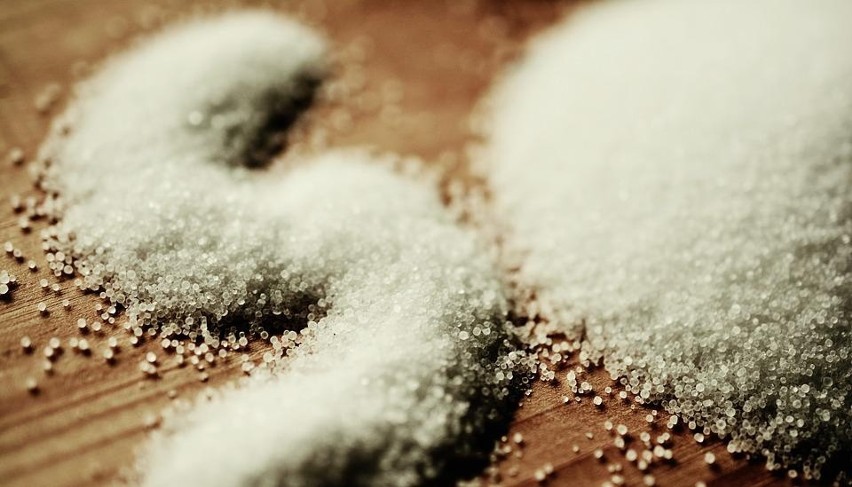 Sól okazuje się być szkodliwa dla jelit, dlatego osoby,...