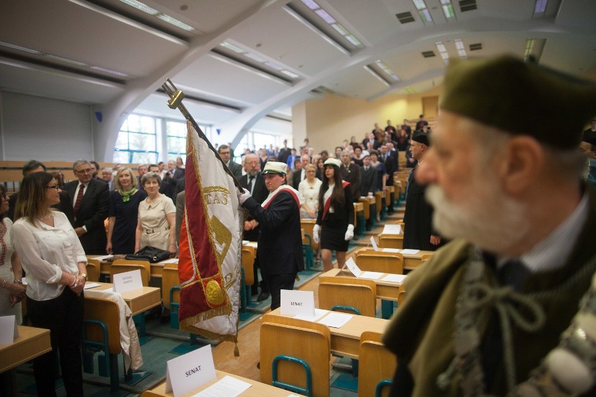 Uniwersytet Łódzki uhonorował swoich pracowników i przyjaciół [ZDJĘCIA]