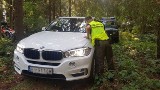 Płaska: Kradzione BMW X5 nie wyjechało z Polski. 20-letni kierowca wpadł na granicy (zdjęcia)