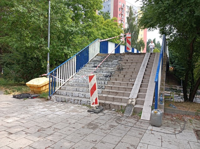 Już we wtorek kładka nad al. Monte Cassino w Koszalinie, łącząca dwa odcinki ul. Podgórnej, zostanie zamknięta dla ruchu pieszego