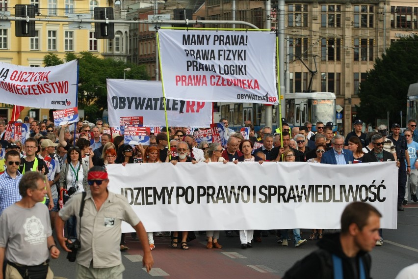 Jedna z manifestacji po śmierci Igora Stachowiaka.