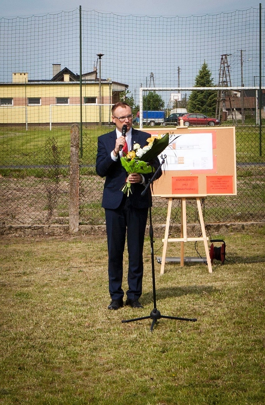 Gmina Jedlińsk. W Ludwikowie będzie nowa hala sportowa nie tylko dla uczniów 