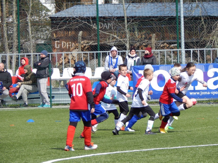Piłka nożna. Drugi dzień ogólnopolskiego turnieju w Ustce (zdjęcia)