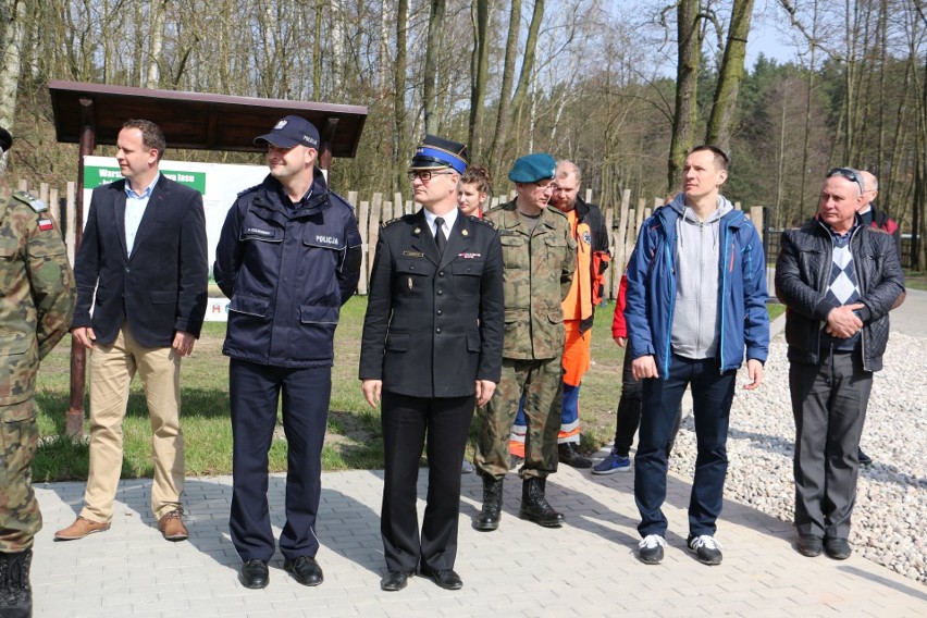 W Pierwszym Ogólnopolskim Turnieju Klas Mundurowych udział...