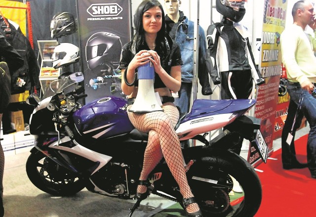 Atrakcją Motoshow są nie tylko wspaniałe motocykle, również urocze hostessy. W tym roku też będą umilać czas zwiedzającym.