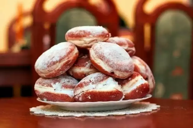 Gdzie zjemy najlepsze pączki w Kozienicach? Zobacz na kolejnych slajdach >>>