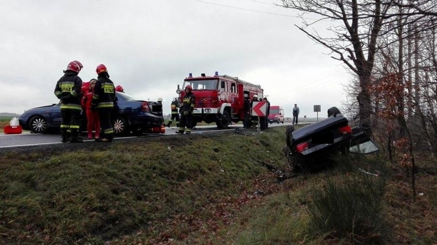 Wypadek na DK11 Sieraków Śląski-Molna. Ucierpiało 5 osób [ZDJĘCIA]