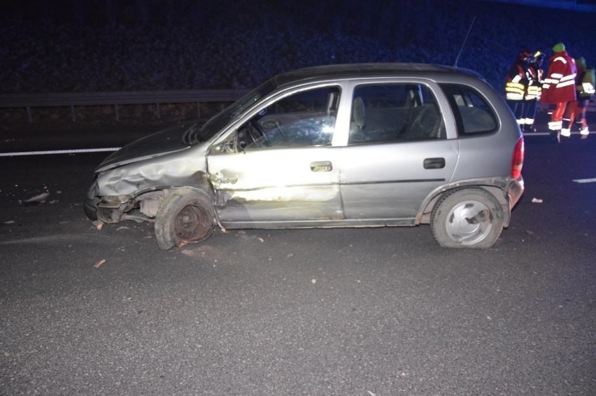 Tarnów. Wypadek na A4. Kierowca osobówki jechał pod prąd. Kobieta w ciąży trafiła do szpitala