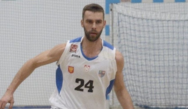 Łukasz Fąfara to kapitan i jeden z liderów AZS UJK Kielce