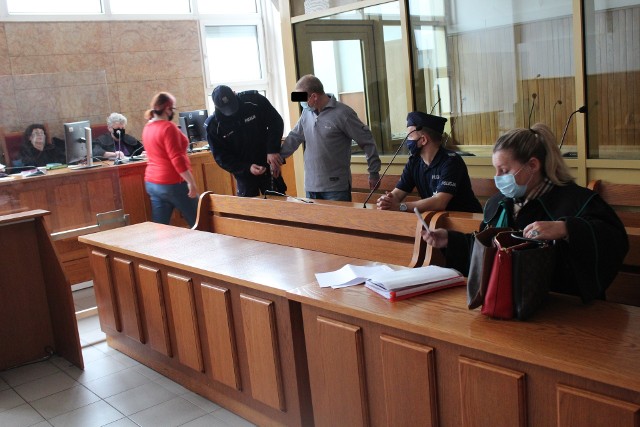 Oskarżony Sławomir J. przed krakowskim sądem usłyszał wyrok 4 lat i 6 miesięcy więzienia