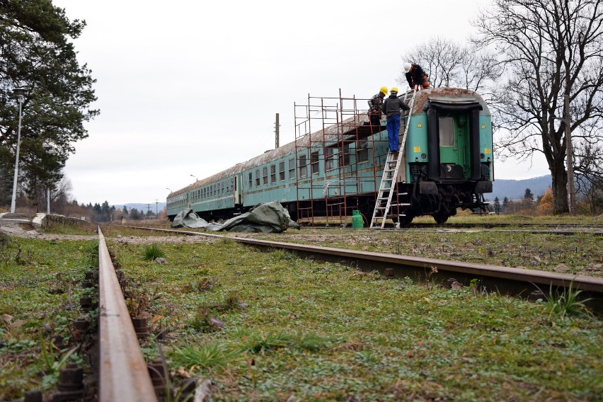 Ten pociąg woził dygnitarzy. Przyjechał w Bieszczady [WIDEO]