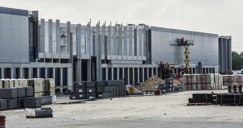 Budowa centrum dystrybucji Carrefoura w parku przemysłowym...