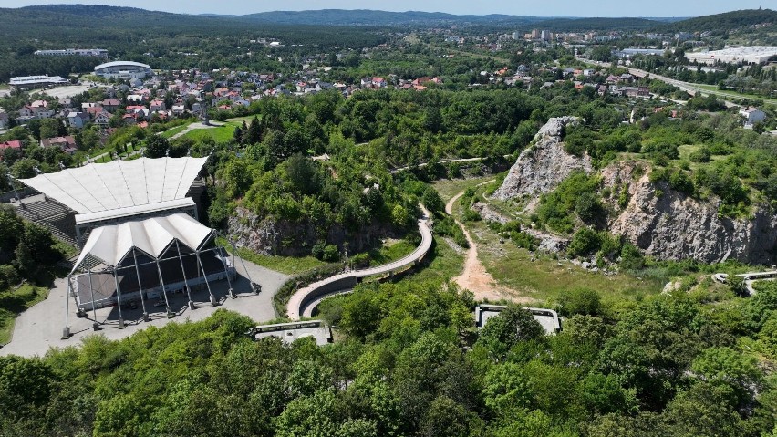 Rezerwat Przyrody Kadzielnia jako jedyna atrakcja...