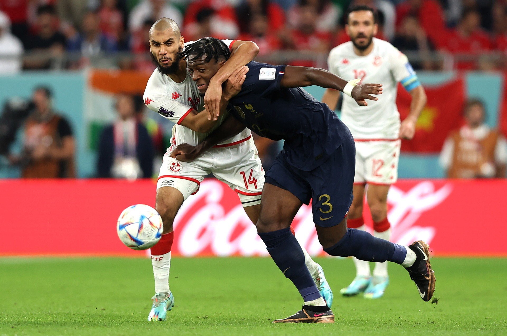 Coupe du monde 2022. La Tunisie a battu la deuxième sélection de la France, mais rentre quand même à la maison.  Des larmes malgré le succès