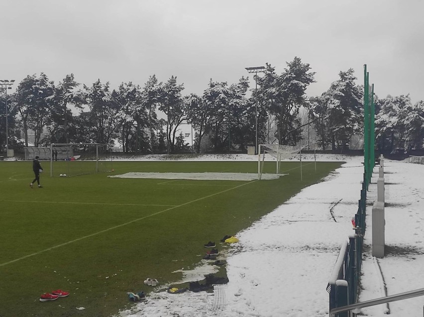 Korona Kielce zagra na dobrze przygotowanym boisku przy...