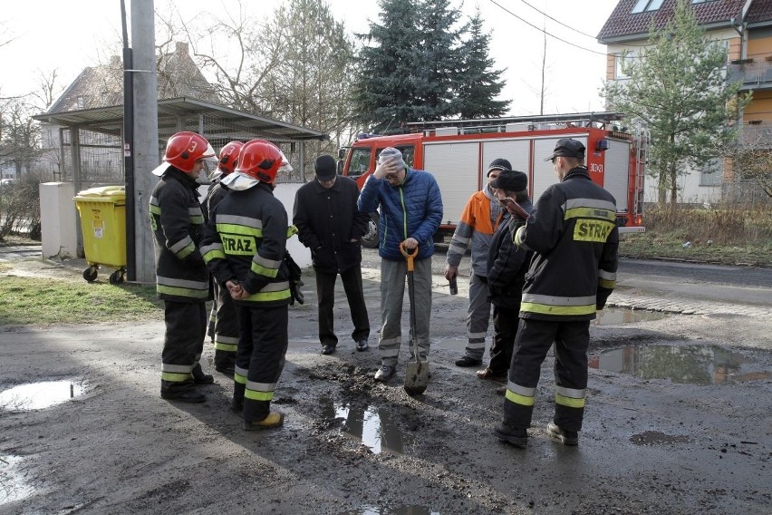 Wrocław: Gaz ulatniał się na Brochowie (ZDJĘCIA)