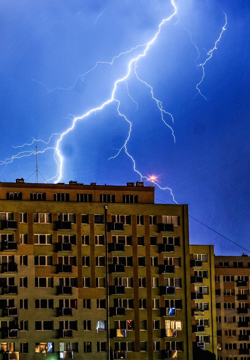 17.08.2017 bydgoszcz burza wyladowania blyski fot.dariusz...